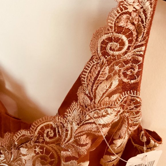 SOMA INTIMATES Women's Underwire "Sensuous Lace" Bra NWT Size 34G - Picture 3 of 8